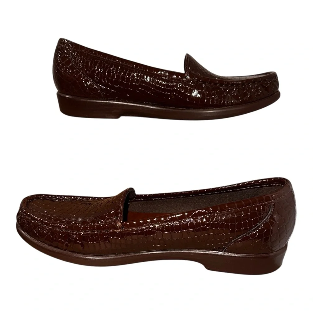 SAS Tripad Simplify Brown Patent Crocodile‎ Embossed Leather Loafers Women's 7.5